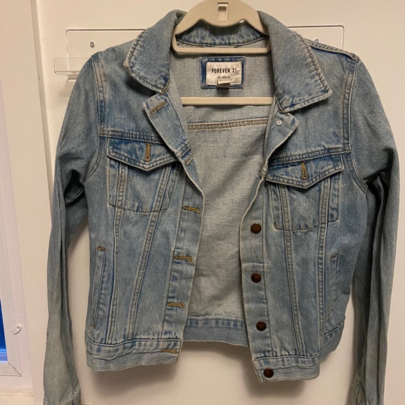 Jean jacket. Size small - Picture 1 of 2